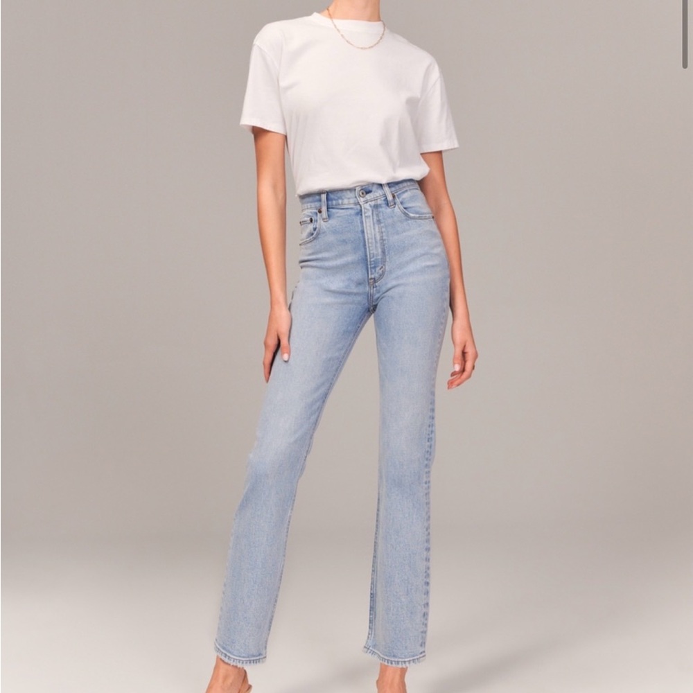Abercrombie & Fitch Light Wash Denim